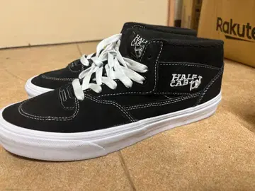 Vans 하프캡 블랙 하이컷 스니커즈