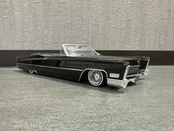 캐딜락 드빌 1/18 로우라이더 커스텀