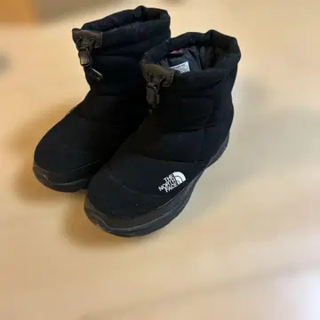 THE NORTH FACE 블랙 부츠