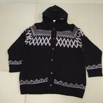 펠리시모 리브 인 컴포트 후드 부착 니트 가디건