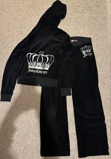 쥬시 꾸뛰르 Juicy Couture 블랙 벨로아 셋업 XS