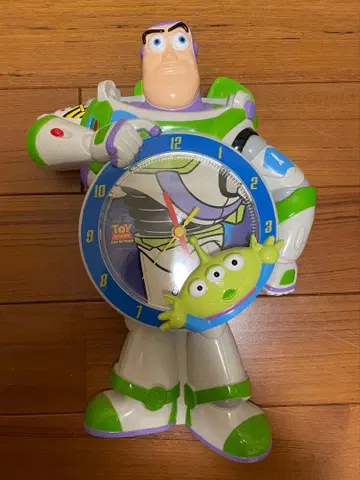 [레어] 버즈 라이트이어 리틀그린맨 벽걸이 시계