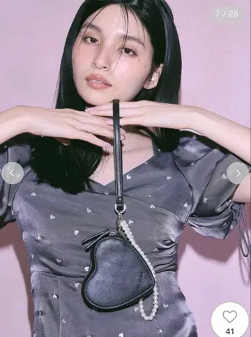 FRAY I.D 하트 자수 원피스