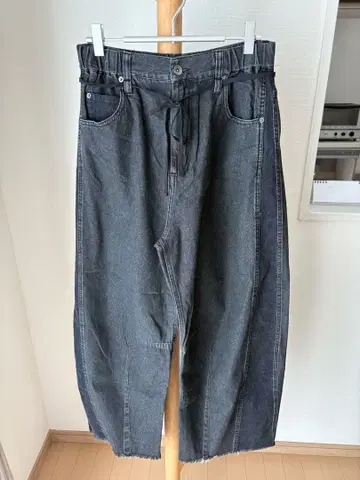 니코앤드 리메이크풍 콤비 배럴 팬츠