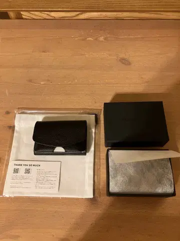 미사용 새상품 MaisonSbond 메종에스본드 3단 폴더형 지갑 Amy