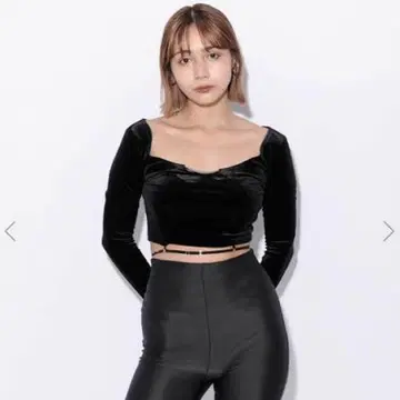 meltthelady under harness tops black