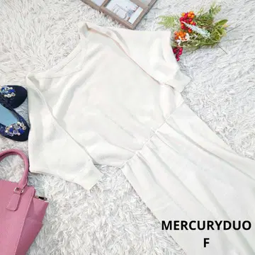 MERCURYDUO 니트 원피스 (M 상당) 베이지/V넥/모몽가