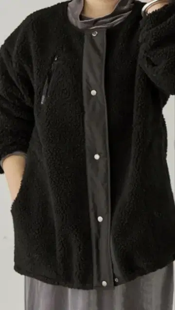 미사용 새상품 earthy_ (어시) 노카라 보아 블루종 블랙