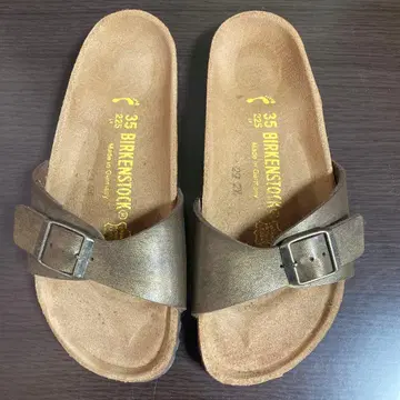 주말 가격 인하 BIRKENSTOCK 샌들 35