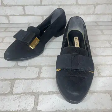 DIANA 다이애나 블랙스 스웨이드 펌프스 23.5cm