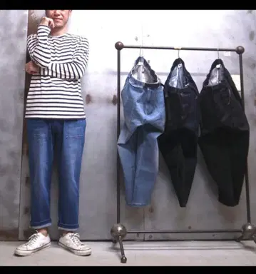 그라미치 루즈 테이퍼드 팬츠 데님