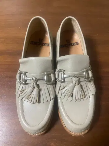 조지 콕스 베이지 프린지 로퍼