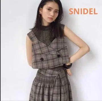 [ 스나이델 ] 사이토 아스카 착용 트렌치라이크 원피스