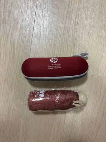 카타르 파빌리온 접이식 우산 빨간색 우천 겸용