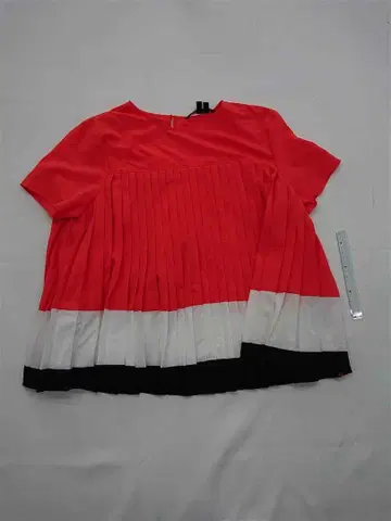 아르마니 익스체인지 플리츠 절개 블라우스 M 사이즈 레드 계열