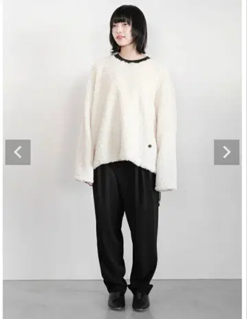 새상품 24aw CULLNI 보아 플리스 스웨터 사이즈 1 풀오버