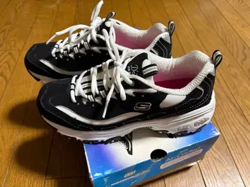 SKECHERS 메모리폼 스니커즈