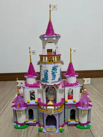 레고 디즈니 프린세스 프린세스 성의 모험 43205 단종
