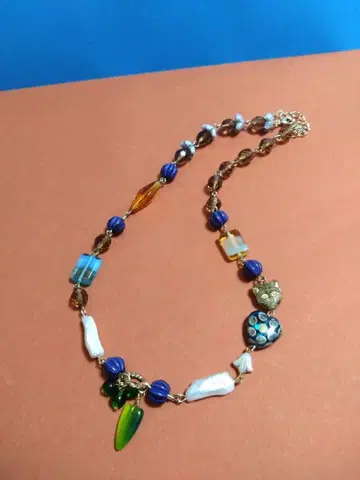 체코 비즈와 양귀비 진주 목걸이 핸드메이드