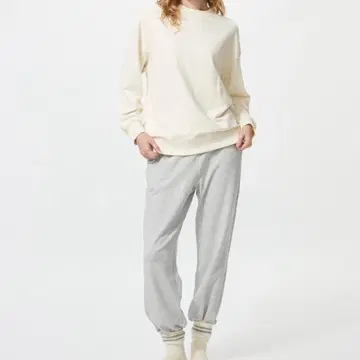 유니클로 울트라 스트레치 긴팔