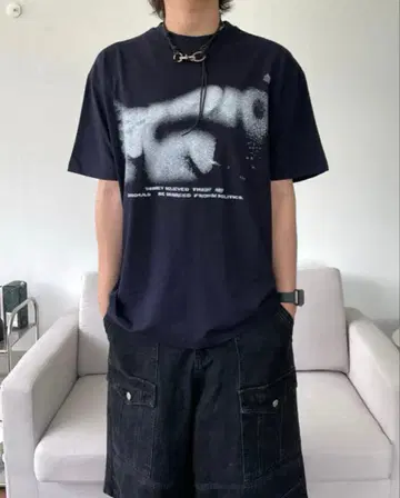 새상품급 브리드 프린팅 숏 반팔 T셔츠 네이비 한국 코디