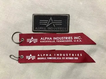 알파 인더스트리즈 키링 참 와펜