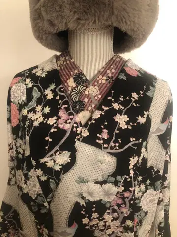순수 실크 기모노 코몬 기모노 블랙 베이스 꽃무늬