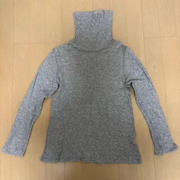 ao 다이칸야마 그레이 긴팔 터틀 M 사이즈