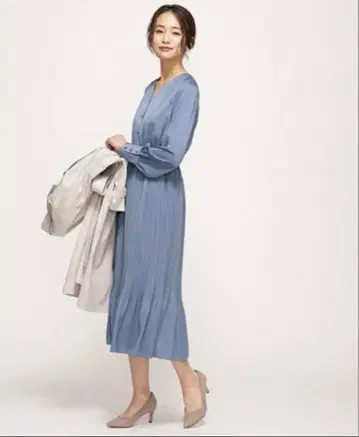 [ 새상품 ] 택 포함 나노 유니버스 페미니쉬 새틴 플리츠 원피스 38