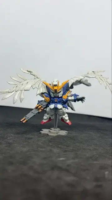 건담 스페리얼 파인 윙 건담