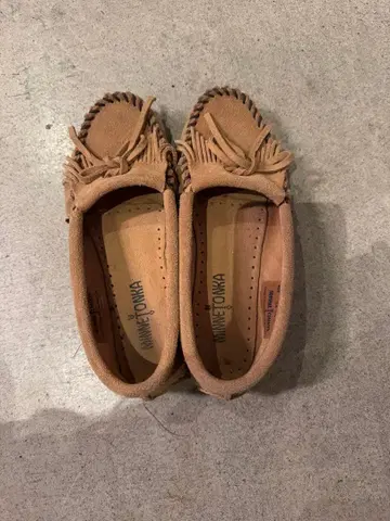 MINNETONKA 프린지 모카신 5.5