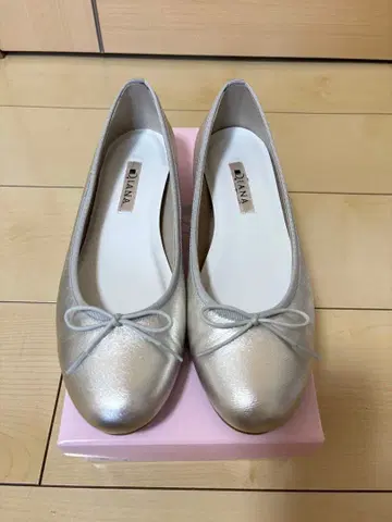 DIANA 다이애나 발레 슈즈 펌프스