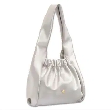 마리콴트 새틴 개더 토트 마리쿠아 MARY QUANT 실버