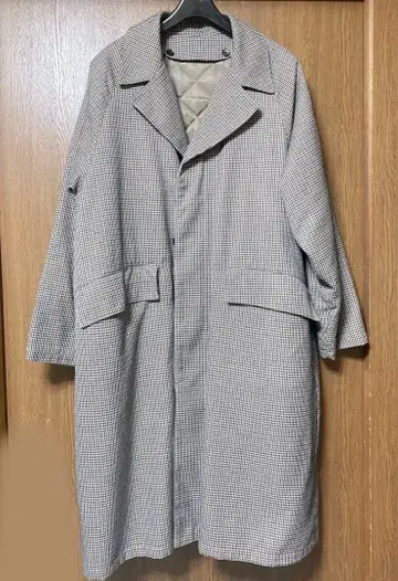 HARE 체크 무늬 스텐카라 코트