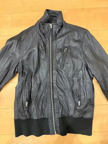 블랙 가죽 자켓 스탠드 카라