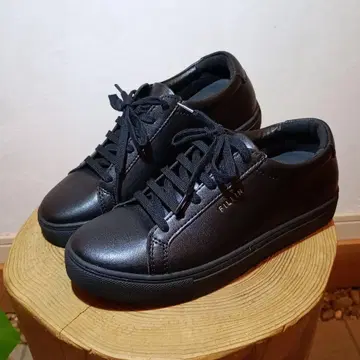 FILLIN 블랙 스니커즈