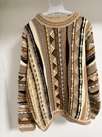 구제 의류 쿠지풍 니트 스웨터 베이지 브라운
