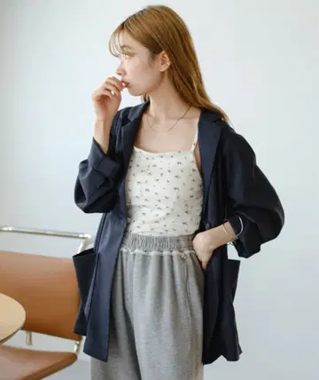 Kastane 백 슬릿 자켓 네이비