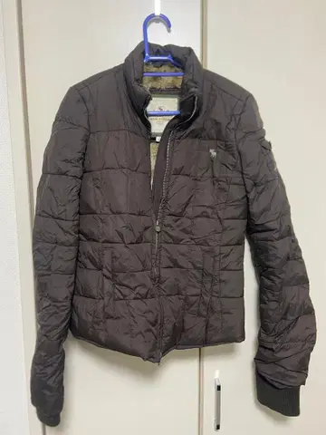 Abercrombie and Fitch 다운 자켓 S