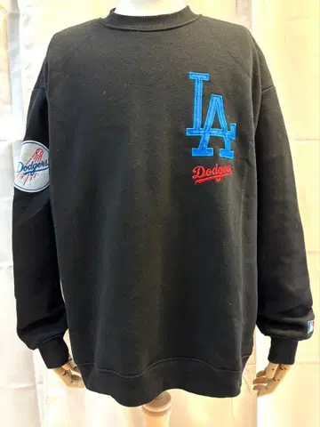MLB LA 로고 자수 맨투맨 블랙 다저스 L 사이즈