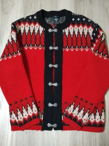 janus/노르딕 스웨터