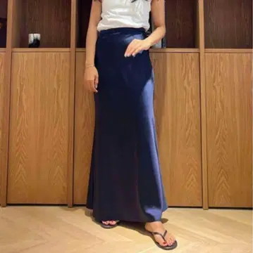 시루무린 새틴 머메이드 스커트 S 사이즈 네이비