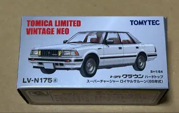 토미카 리미티드 빈티지 네오 토요타 크라운 하드탑 LV-N175