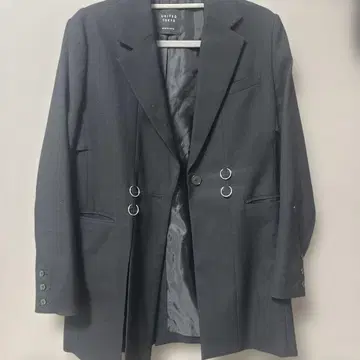 가격 인하했습니다. 고품질 UNITED TOKYO 블랙 테일러드 자켓