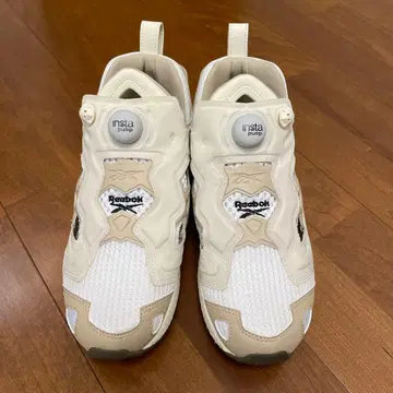 Reebok Insta Pump 화이트/베이지 25cm