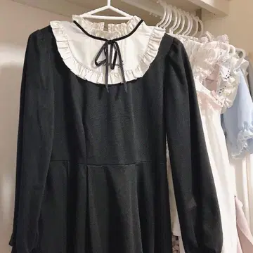 앙크루즈 원피스 블랙