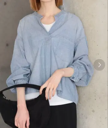 SLOBE IENA 샴브레이 크롭 스탠드 풀오버