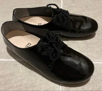 BIRKENSTOCK SAUNDERS 24cm 블랙 에나멜