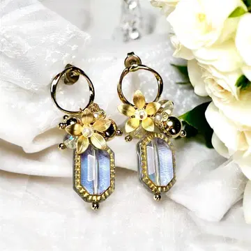 아이스 블루 플라워 티타늄 귀걸이