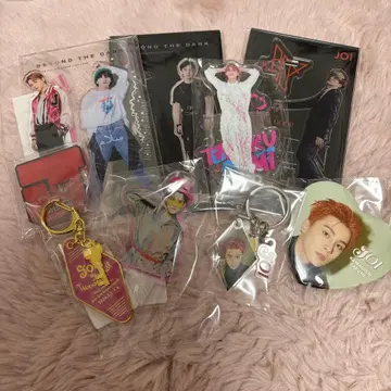 JO1 카와니시 타쿠미 아크릴 스탠드 캔뱃지 아크릴 키링